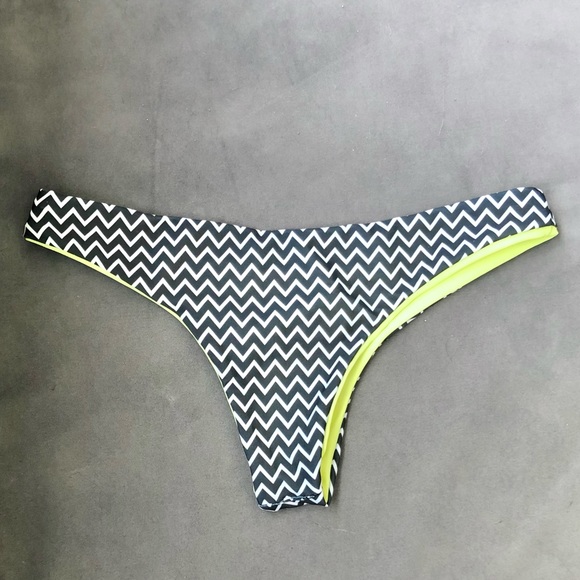Moana Bikini Zebra Crossing Bottoms - Picture 3 of 5